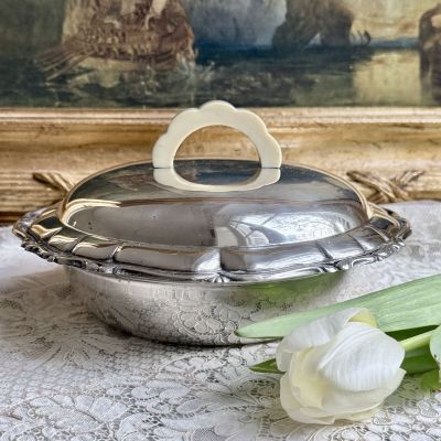 Блюдо с крышкой легюмница S.P.B. 700 мл серебрение Швеция