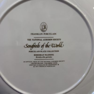 Тарелка Franklin Porcelain Wedgwood Songbirds of the World Bohemian Waxwing 1977 г 28 см