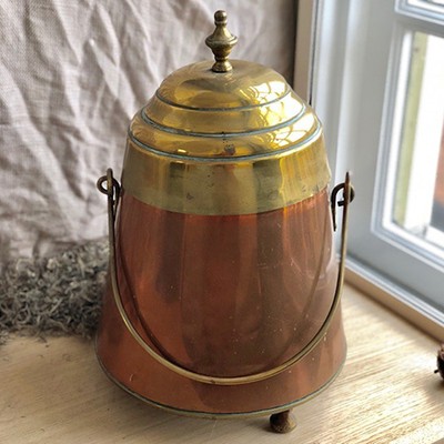 Ведро зольник бидон с крышкой, медь и латунь с коллекцией спичек внутри