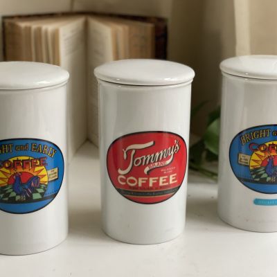 Банка 16 см для кофе красная Tommys brand