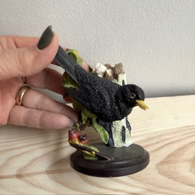 Статуэтка Vogelwelt Collection Черный дрозд  2003 г Англия