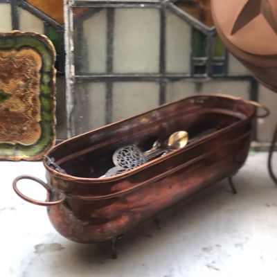 Кашпо 33 см на ножках медь