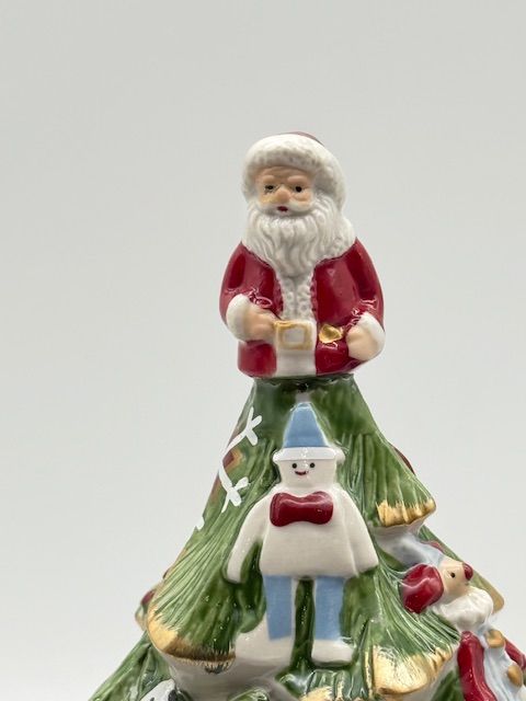 Статуэтка музыкальная подсвечник ВиллеройБох Toys Delight Новогодняя ель 30 см фарфор Германия