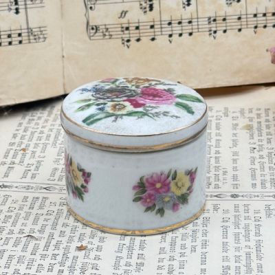 Шкатулка парфюмерная мушница 7 см фарфор