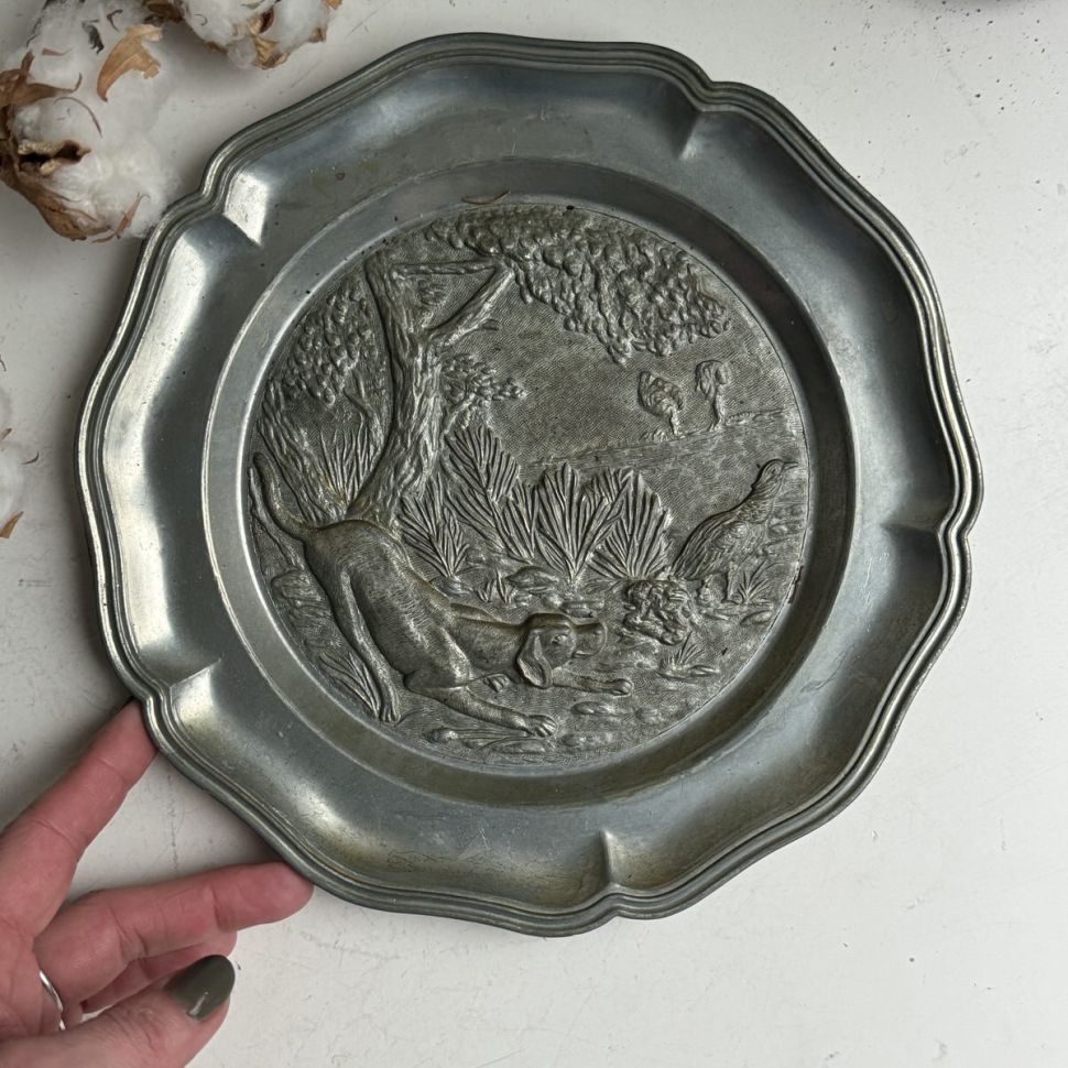 Тарелка Охота 22 см олово 