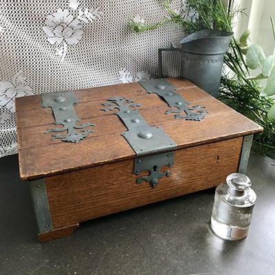 Шкатулка деревянная