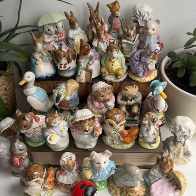 Статуэтка Beatrix Potter Mrs. Rabbit adn Bunnies Англия 