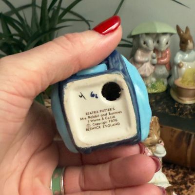 Статуэтка Beatrix Potter Mrs. Rabbit adn Bunnies Англия 