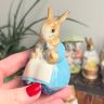 Статуэтка Beatrix Potter Mrs. Rabbit adn Bunnies Англия