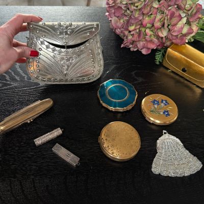 Пудреница с розочками 8 см