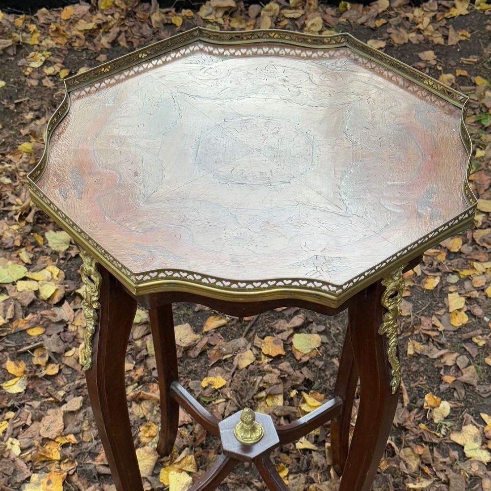 Столик старинный 78 см дерево латунь Франция