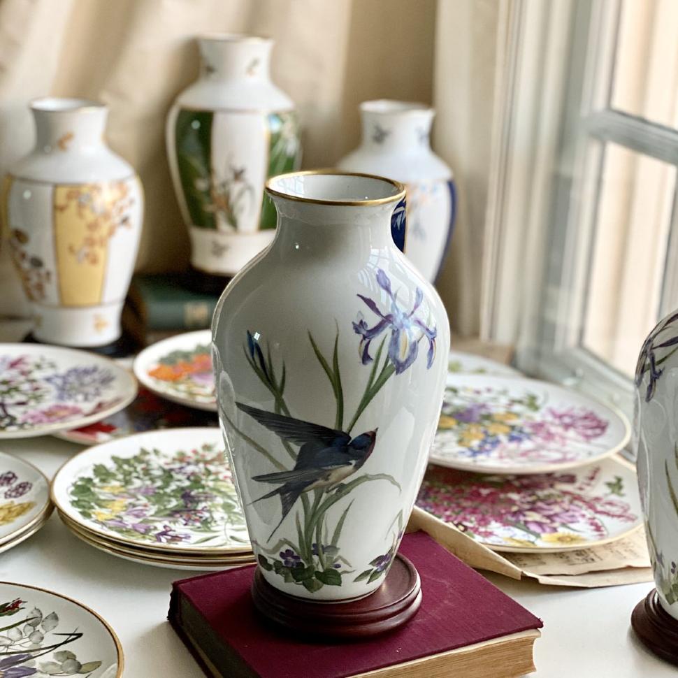Ваза Franklin Porcelain The Meadowland Bird 29 см фарфор Япония 1980 г.