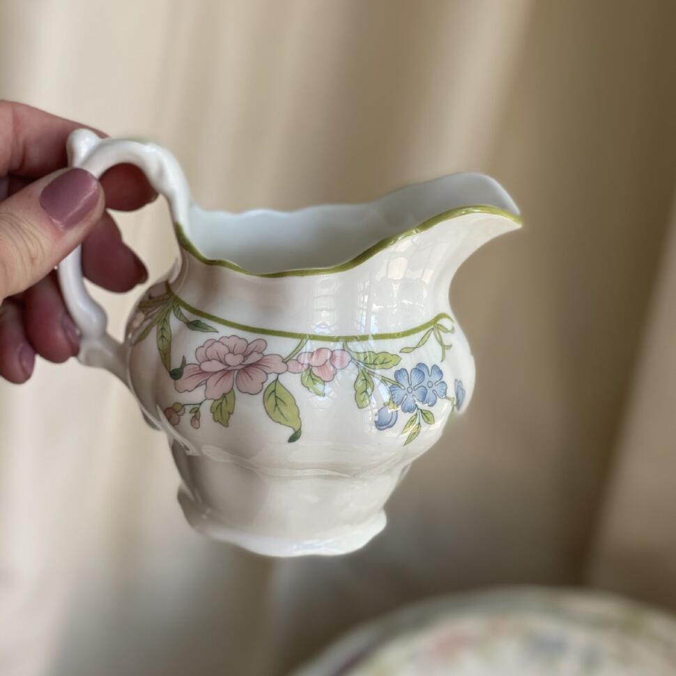 Молочник 250 мл Royal Doulton The Majestic Collection фарфор Англия