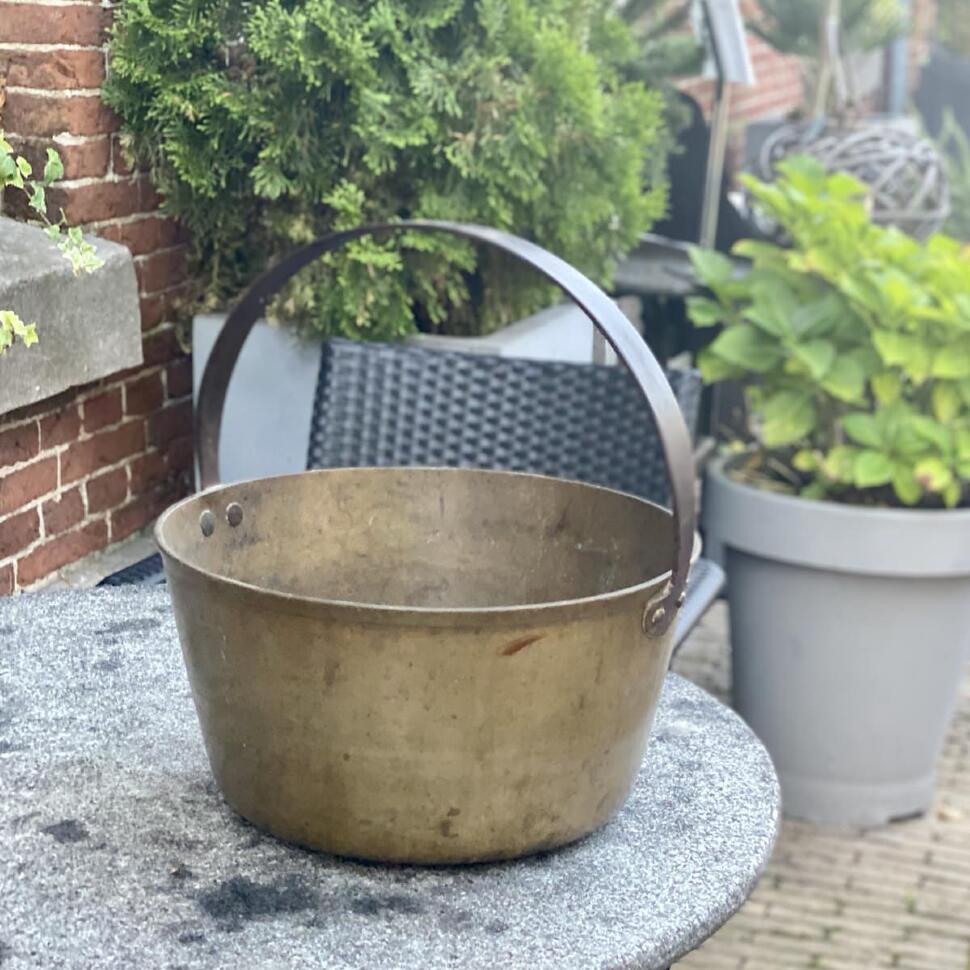 Казан ведро 8 л латунь железо