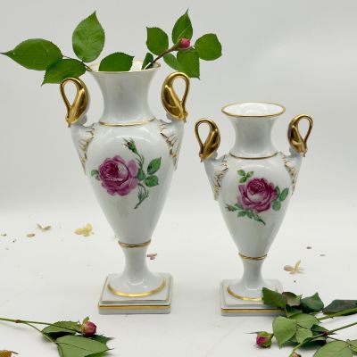 Ваза амфора Лебеди Kaiser Роза 29 см Германия