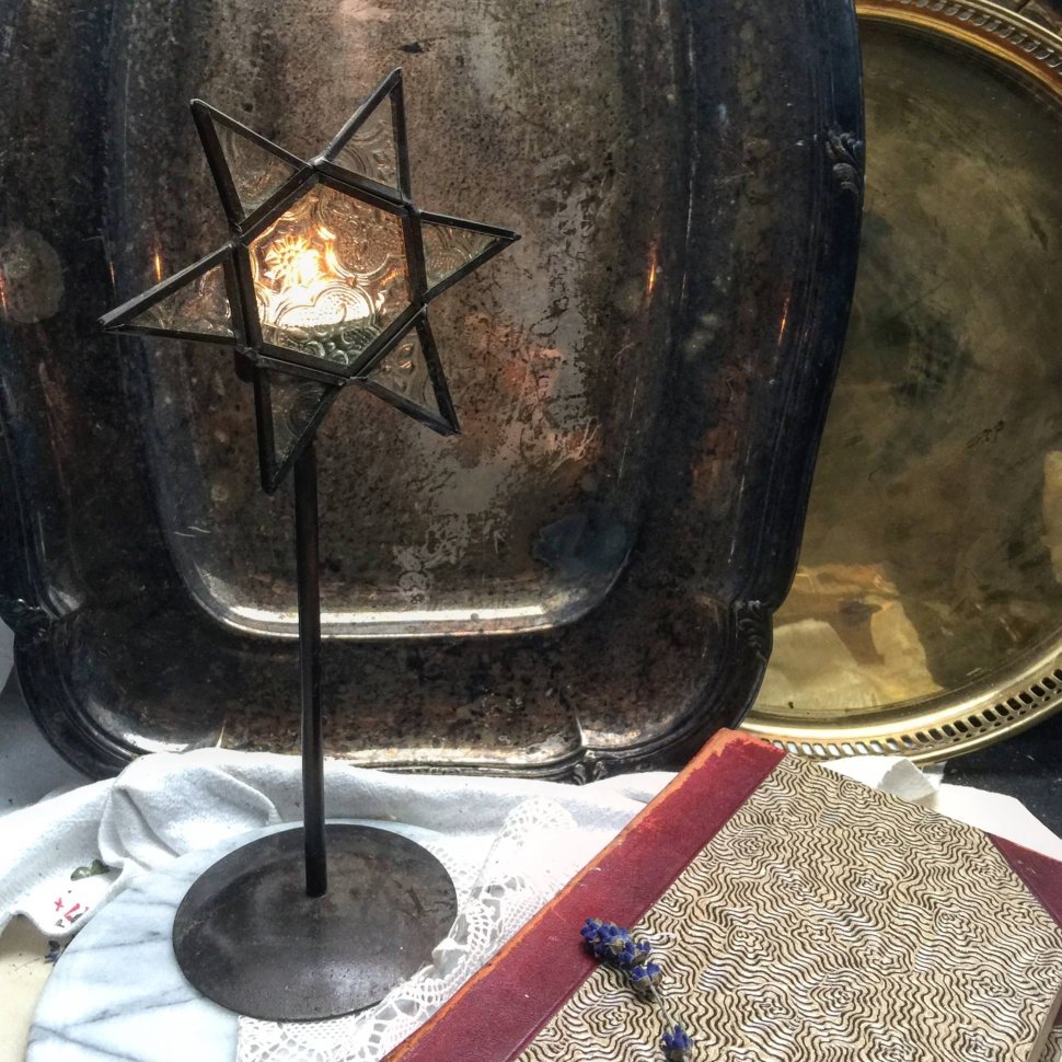 Подсвечник высокий для греющей свечи