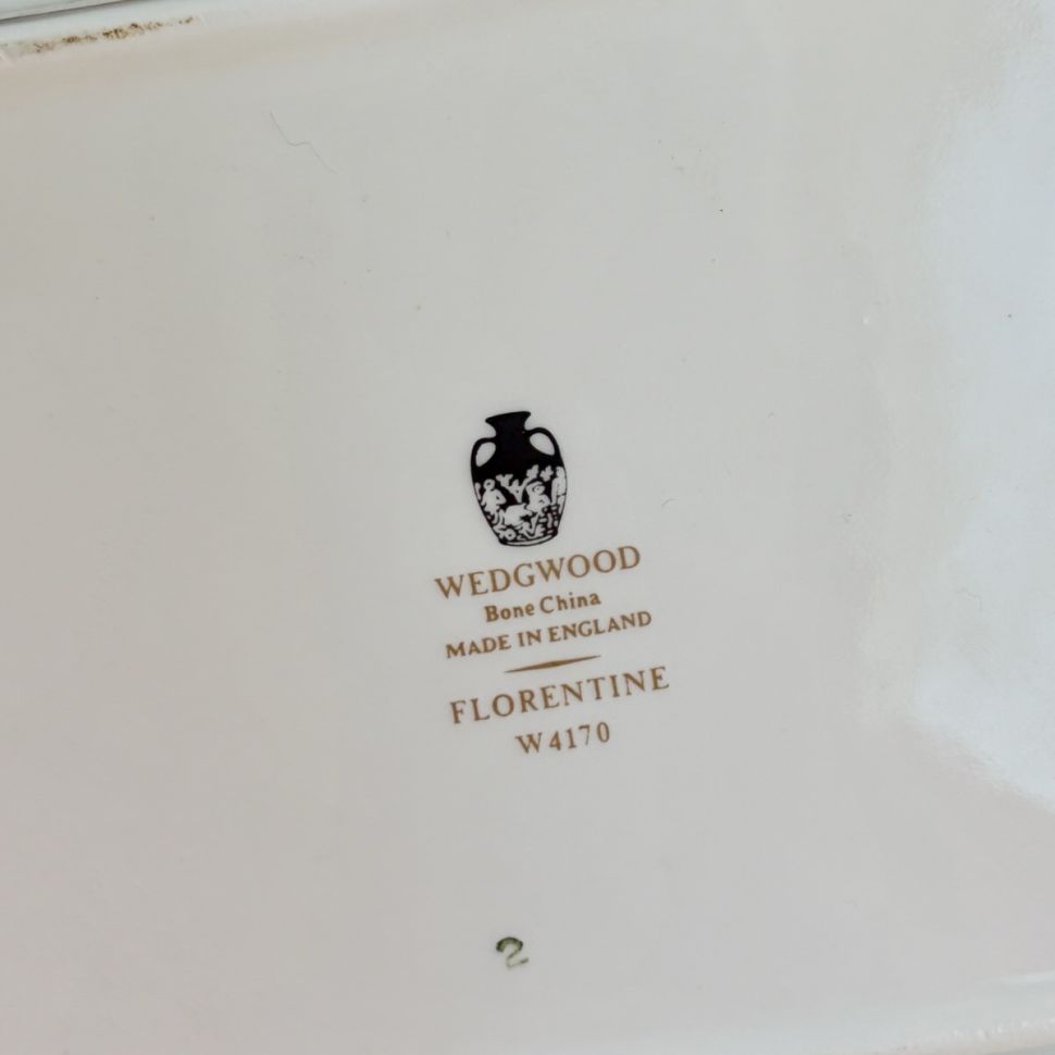 Масленка паштетница шкатулка Wedgwood Florentine Arras Green