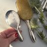 Щетка расческа 23 см серебрение