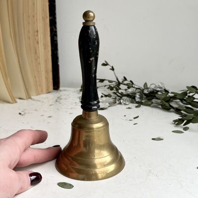 Колокольчик латунный 17 см ручка дерево