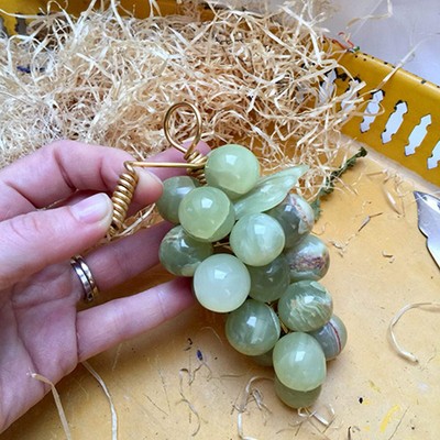 Гроздь винограда декор оникс