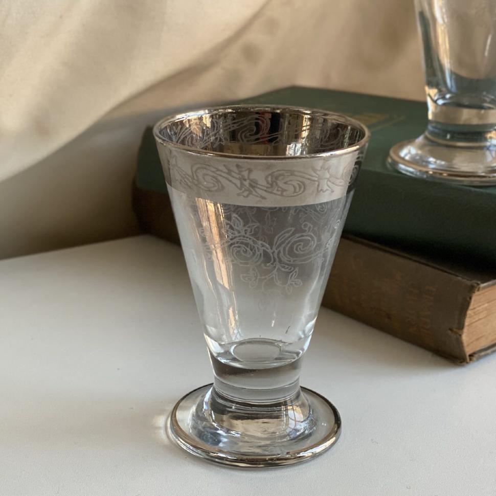 Бокал с серебрянной каймой и гравировкой 120 мл стекло