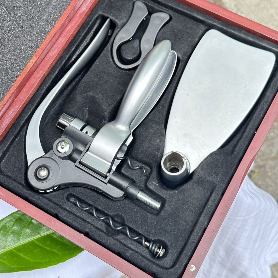 Набор сомелье в деревянной коробке