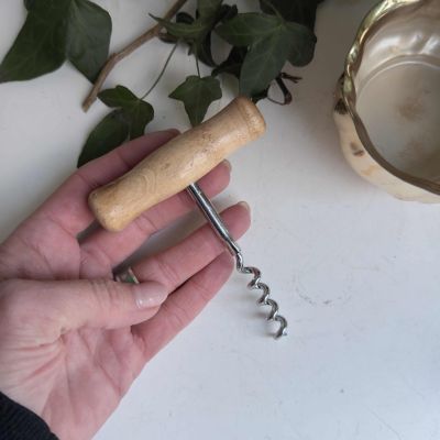 Штопор 11 см сталь ручка дерево