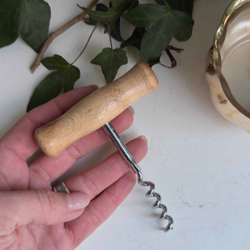 Штопор 11 см сталь ручка дерево