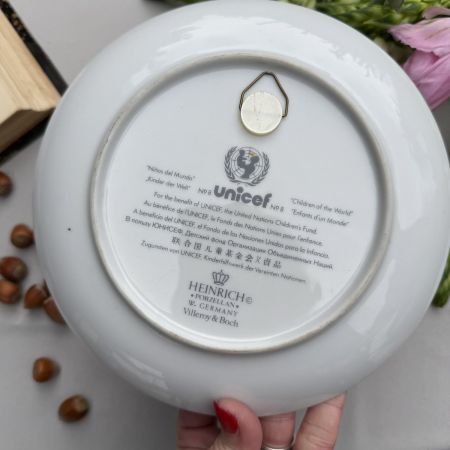 Тарелка Heinrich UNICEF Дети мира № 8 20 см фарфор Германия