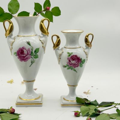 Ваза амфора Лебеди Kaiser Роза 24 см Германия