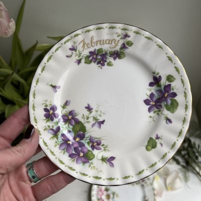 Тарелка Royal Albert 12 месяцев Февраль 16 см Англия