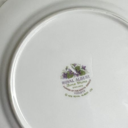 Тарелка Royal Albert 12 месяцев Февраль 16 см Англия