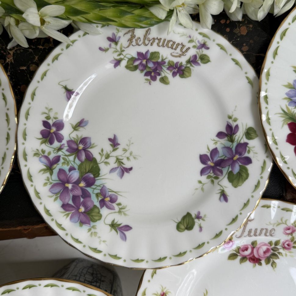 Тарелка Royal Albert 12 месяцев Февраль 16 см Англия