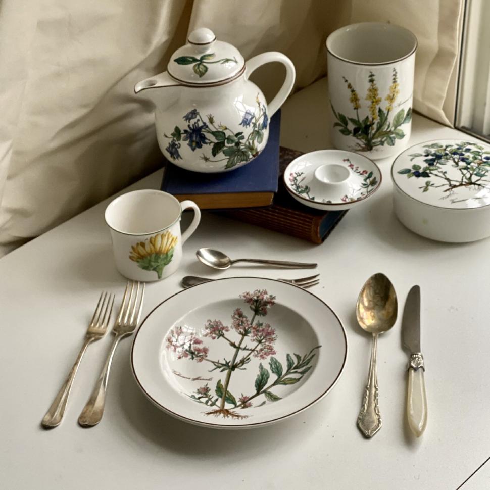 Тарелка глубокая Botanica Valeriana officinalis ВиллеройБох 22 см 2 категория