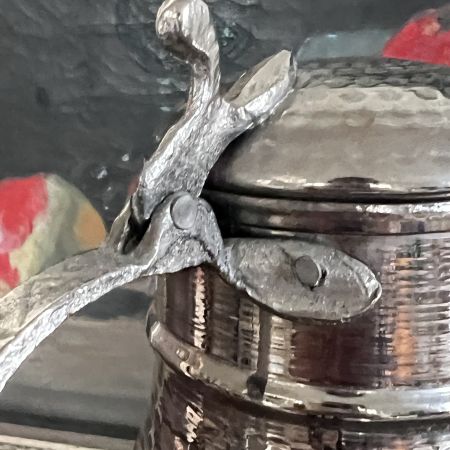 Кувшин 2 л чеканка