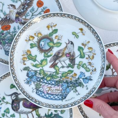 Тарелка Hutschenreuther Июнь Соловей 16 см Германия