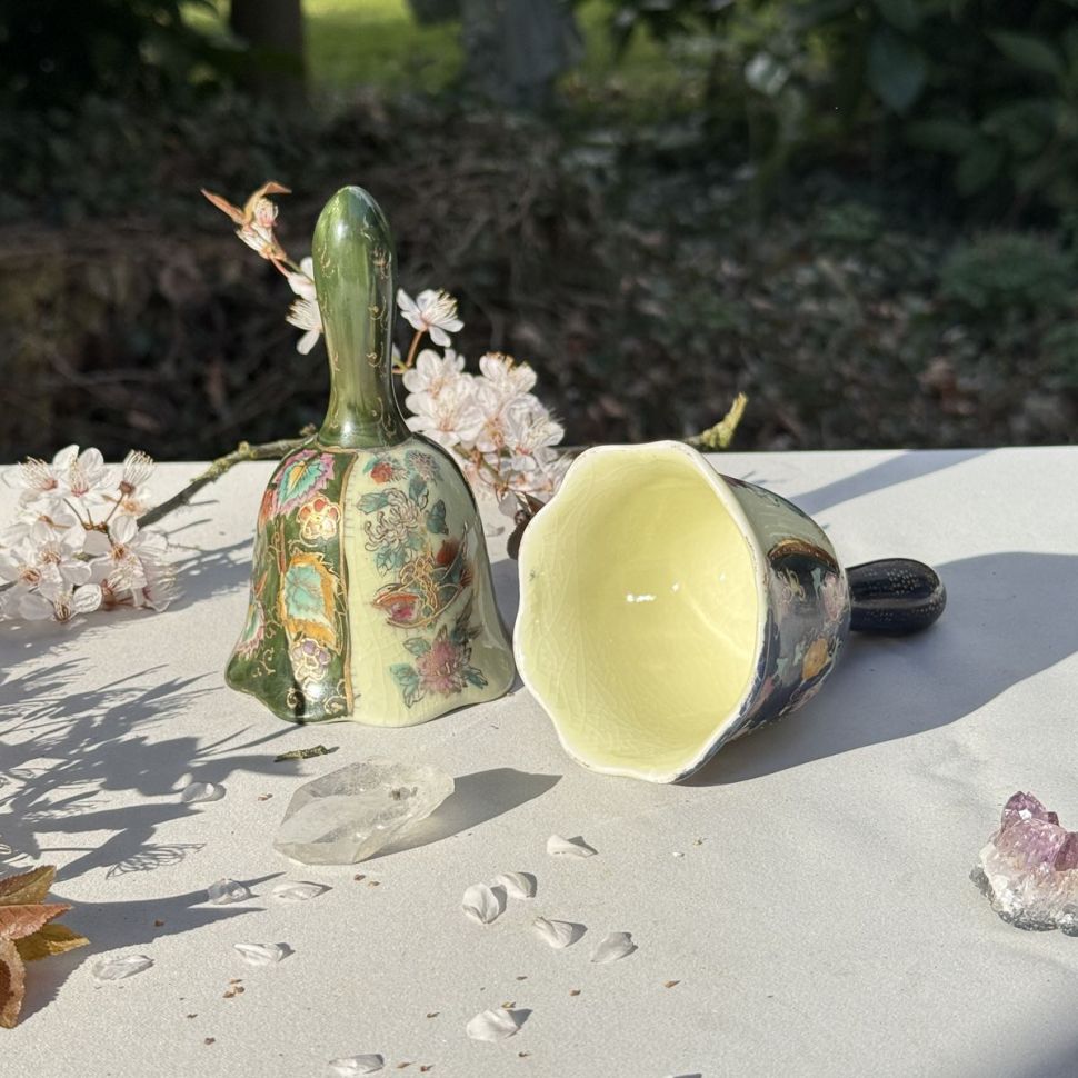 Колокольчик Satsuma без язычка фарфор Шинуазри зеленый 13 см 50-е гг