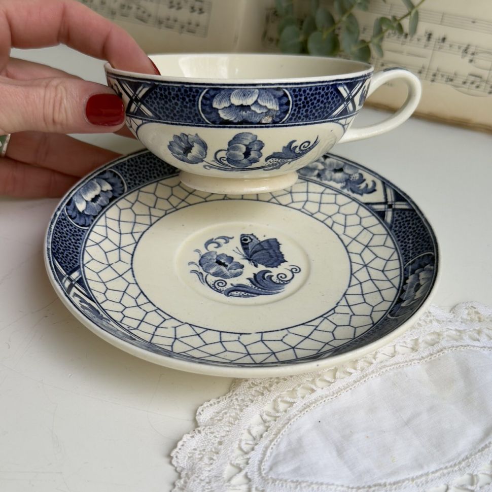 Чайная пара Maastricht Butterflu 180 мл Голландия 1890 гг.