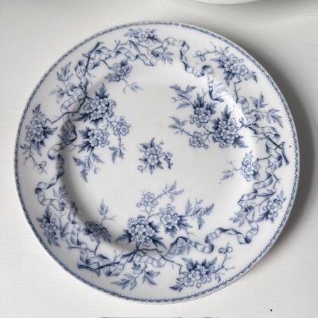 Тарелка Mintons May-flower 21 см Англия 1848 г.