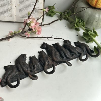 Вешалка Коты 36 см чугун