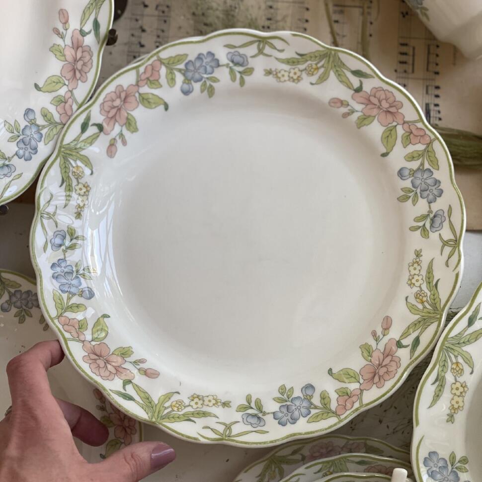 Тарелка 25 см Royal Doulton The Majestic Collection фарфор Англия