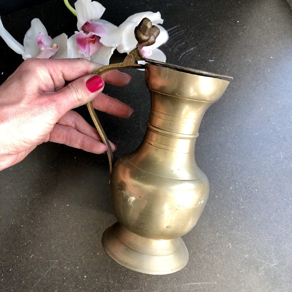 Кувшин Желудь с крышкой латунь