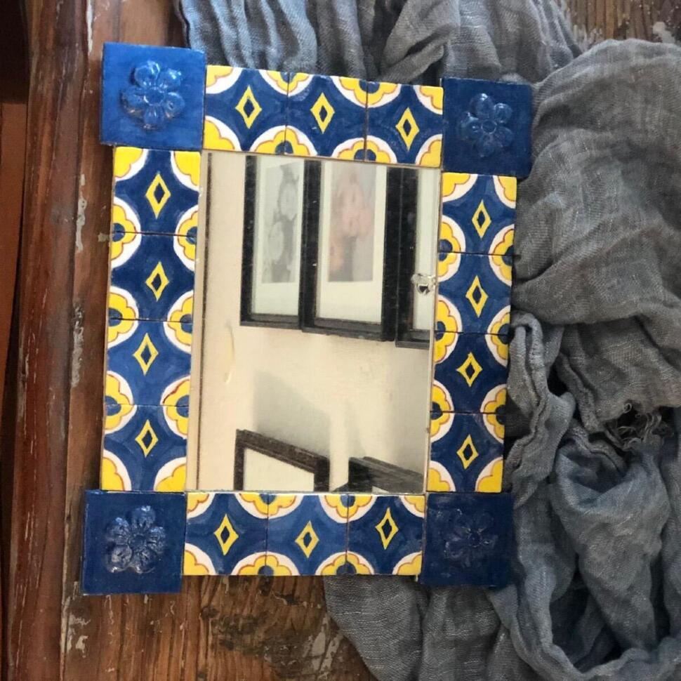 Зеркало в керамической раме 26х31 см