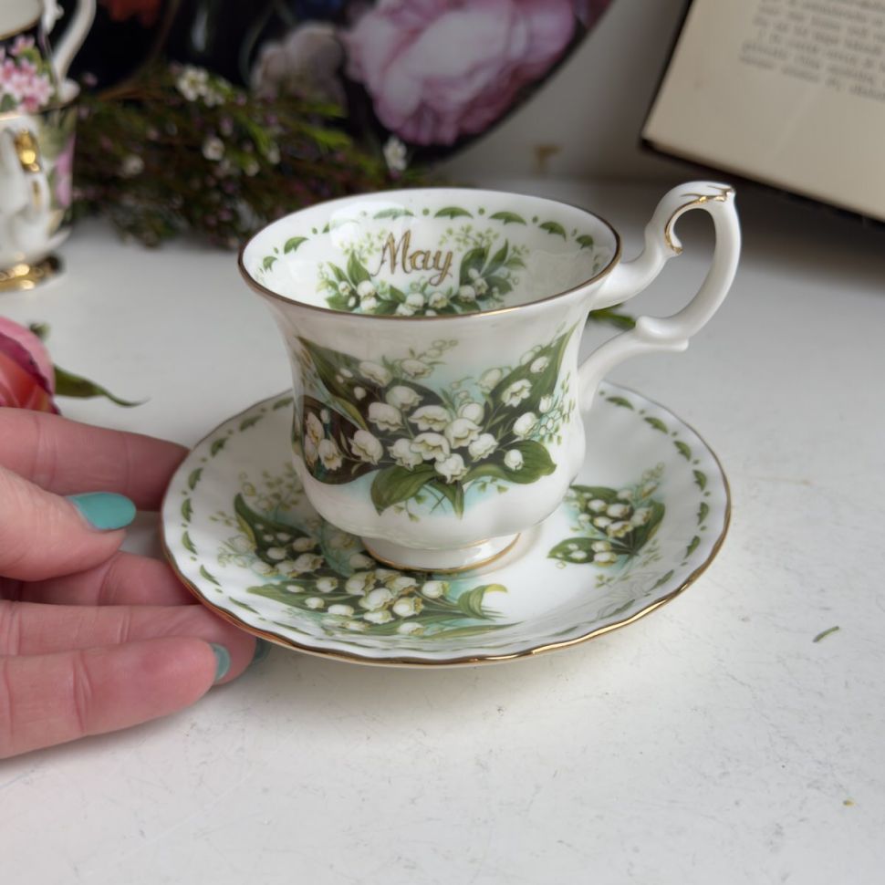 Кофейная пара Royal Albert Май 130 мл 1970 г. 12 месяцев