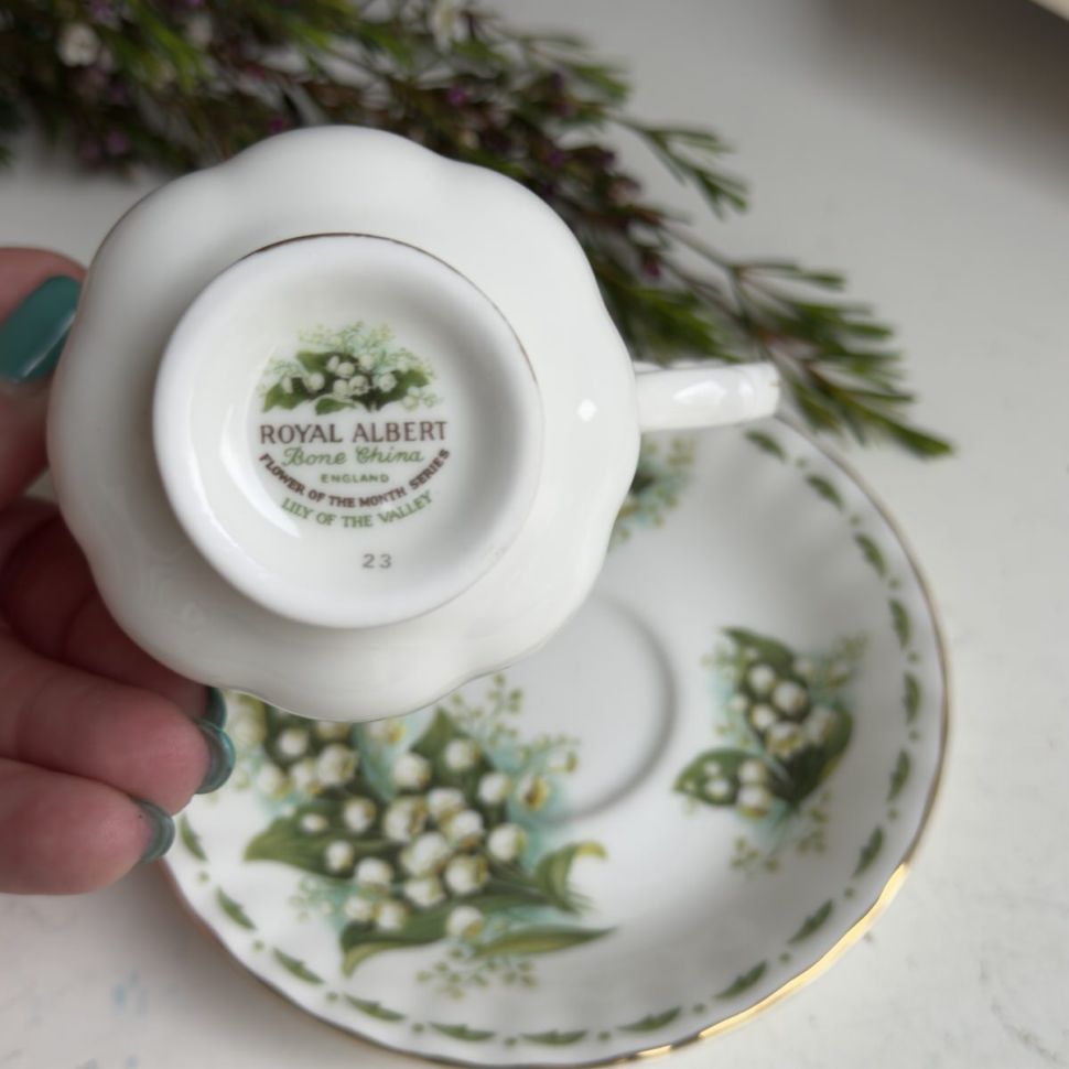 Кофейная пара Royal Albert Май 130 мл 1970 г. 12 месяцев