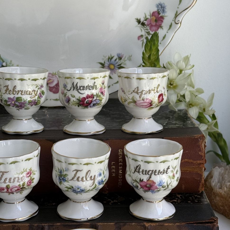 Подставка для яйца Royal Albert 12 месяцев Март 6 см Англия