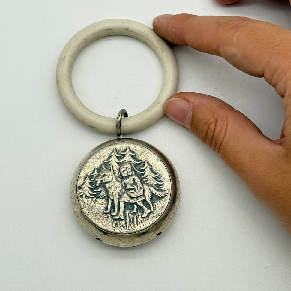 Погремушка на кольце 11 см серебро