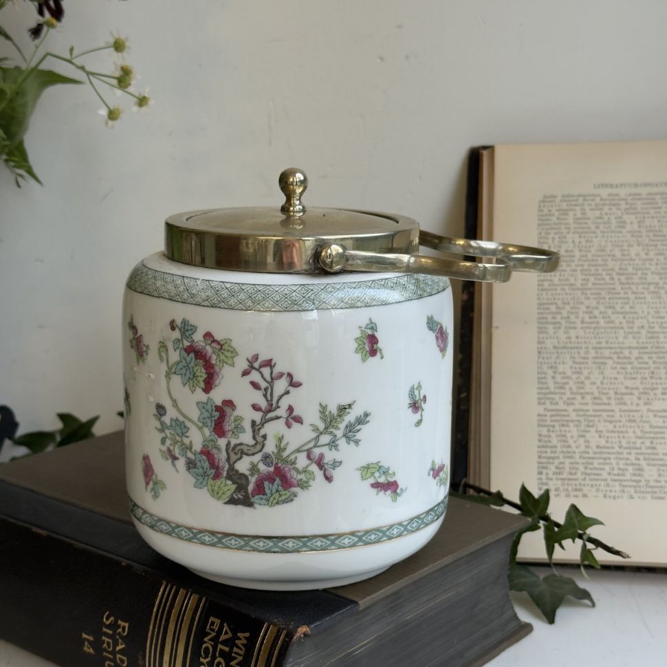 Бисквитница Victoria фарфор Чехословакия