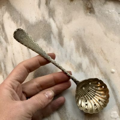 Ложка шумовка ситечко Ракушка 16 см мельхиор