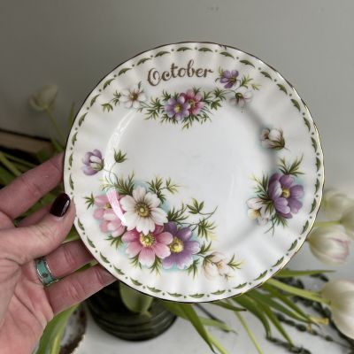 Тарелка Royal Albert 12 месяцев Октябрь 16 см Англия